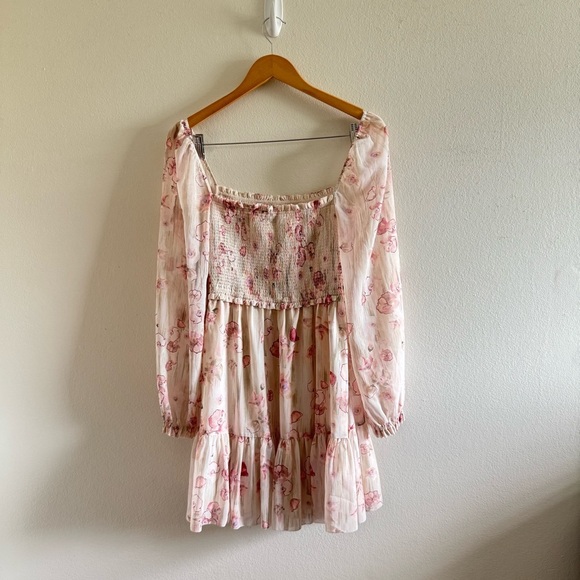 Aritzia Wilfred Floral Tempest Tiered Mini Smocked Dress size Small - Picture 8 of 11